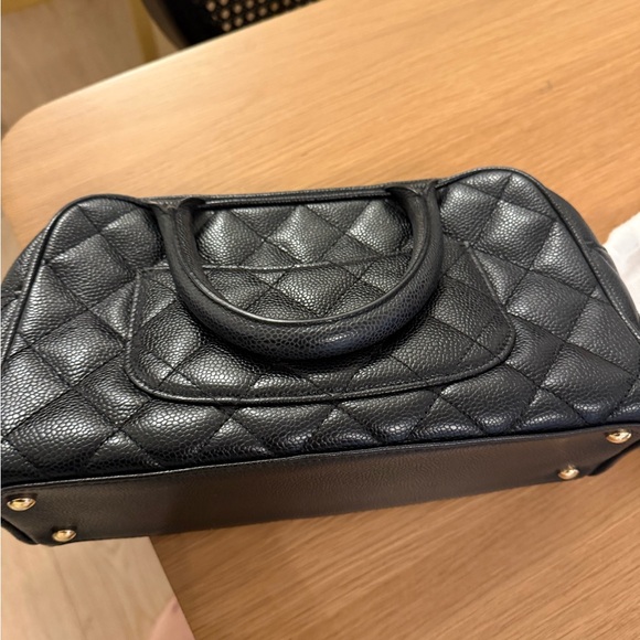 CHANEL Black Quilted Satchel with Iconic CC Logo - Picture 1 of 5
